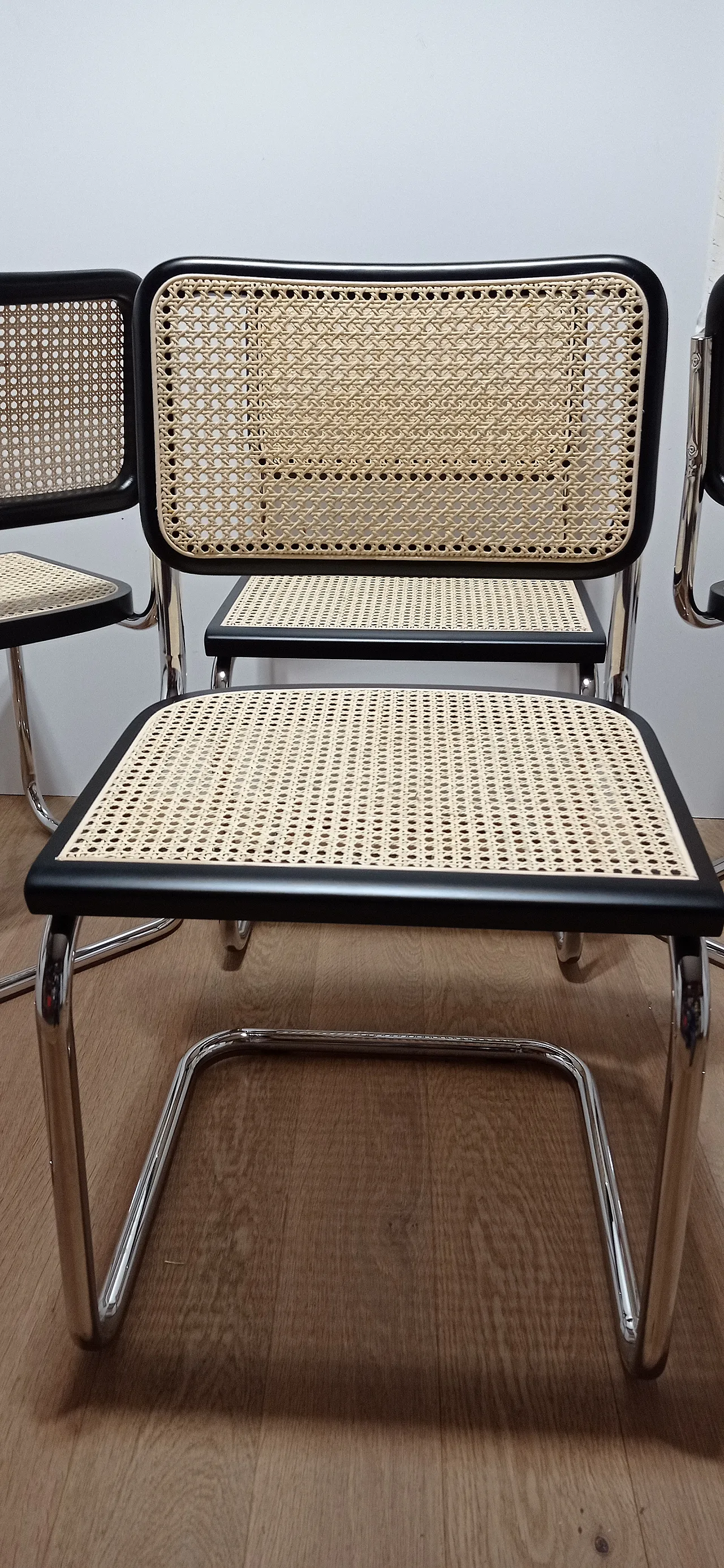 6 Cesca B32 chairs, lacquered in black MDF, 1980s 93