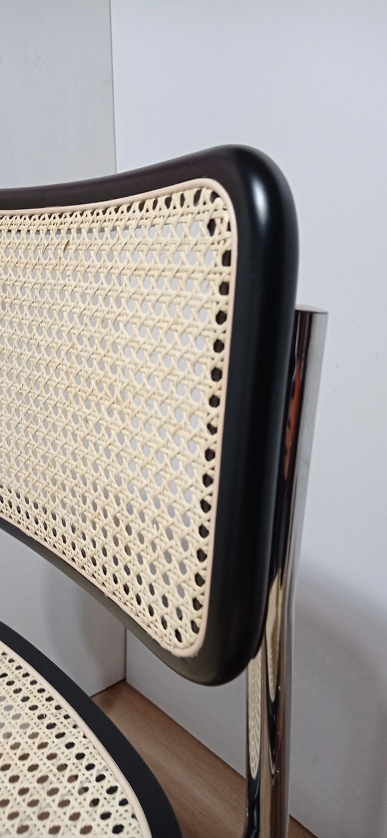 6 Cesca B32 chairs, lacquered in black MDF, 1980s 108