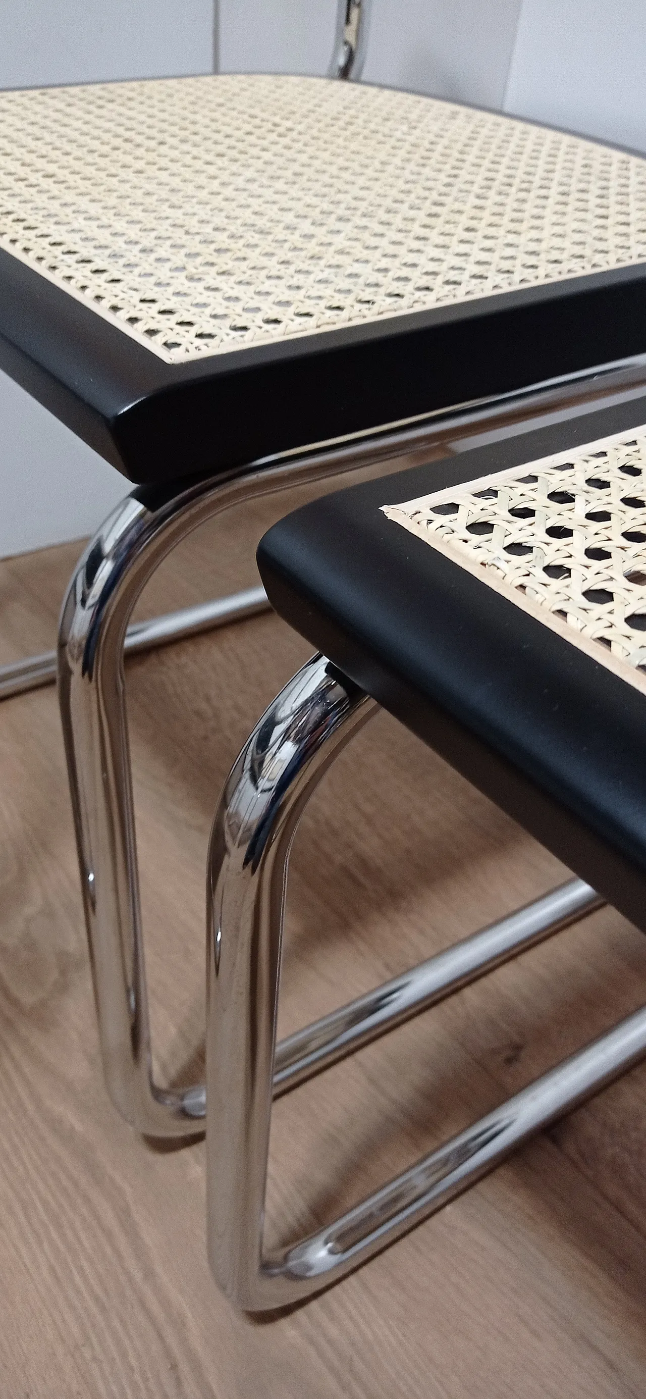 6 Cesca B32 chairs, lacquered in black MDF, 1980s 109