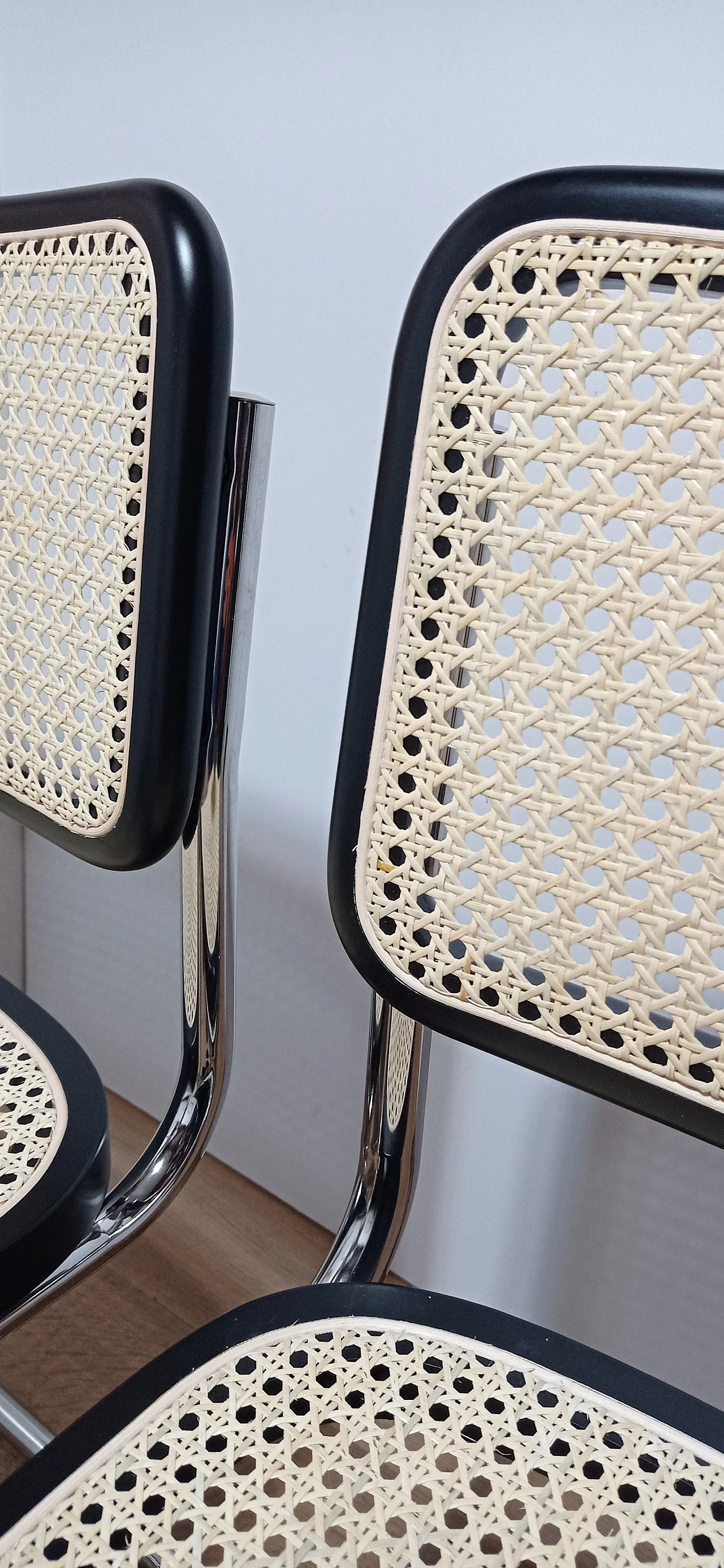 6 Cesca B32 chairs, lacquered in black MDF, 1980s 110