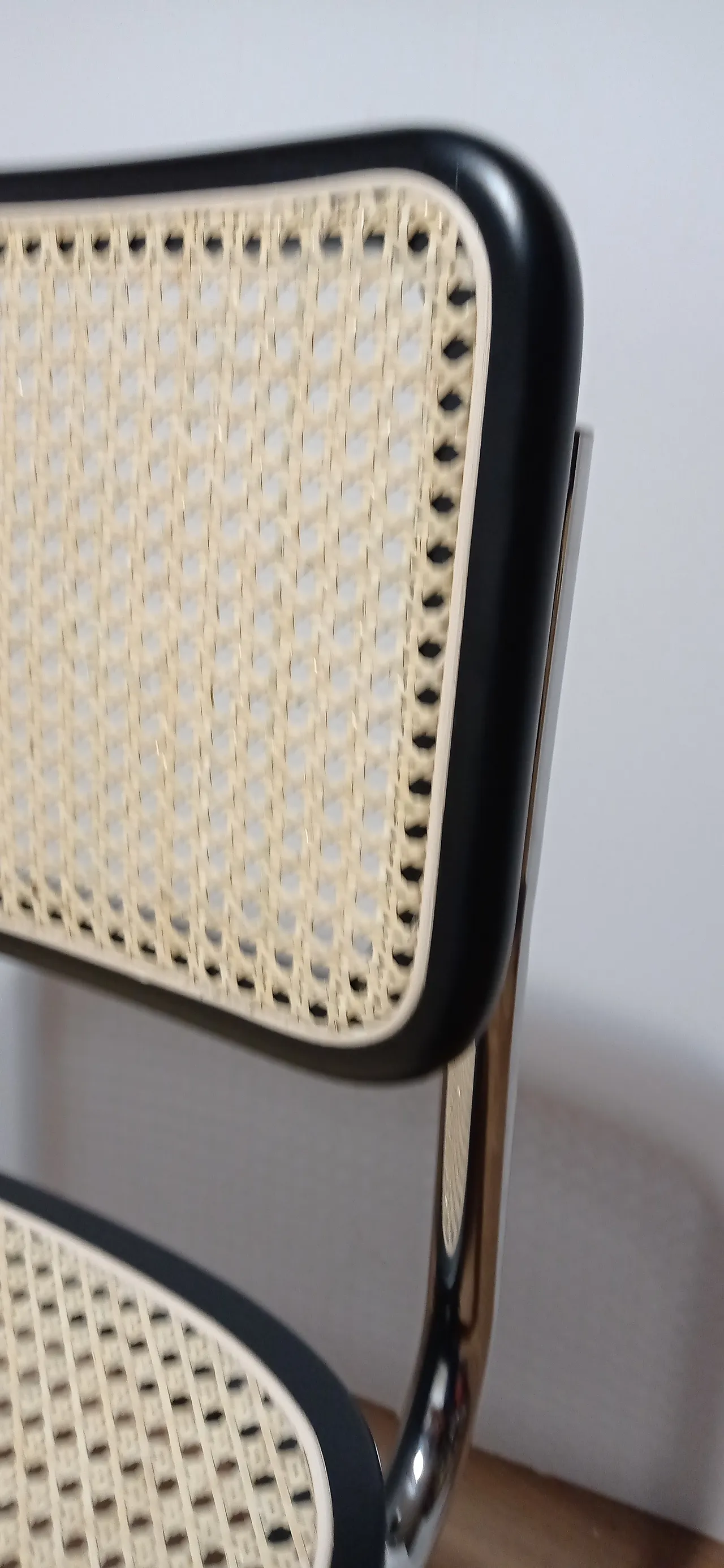 6 Cesca B32 chairs, lacquered in black MDF, 1980s 111