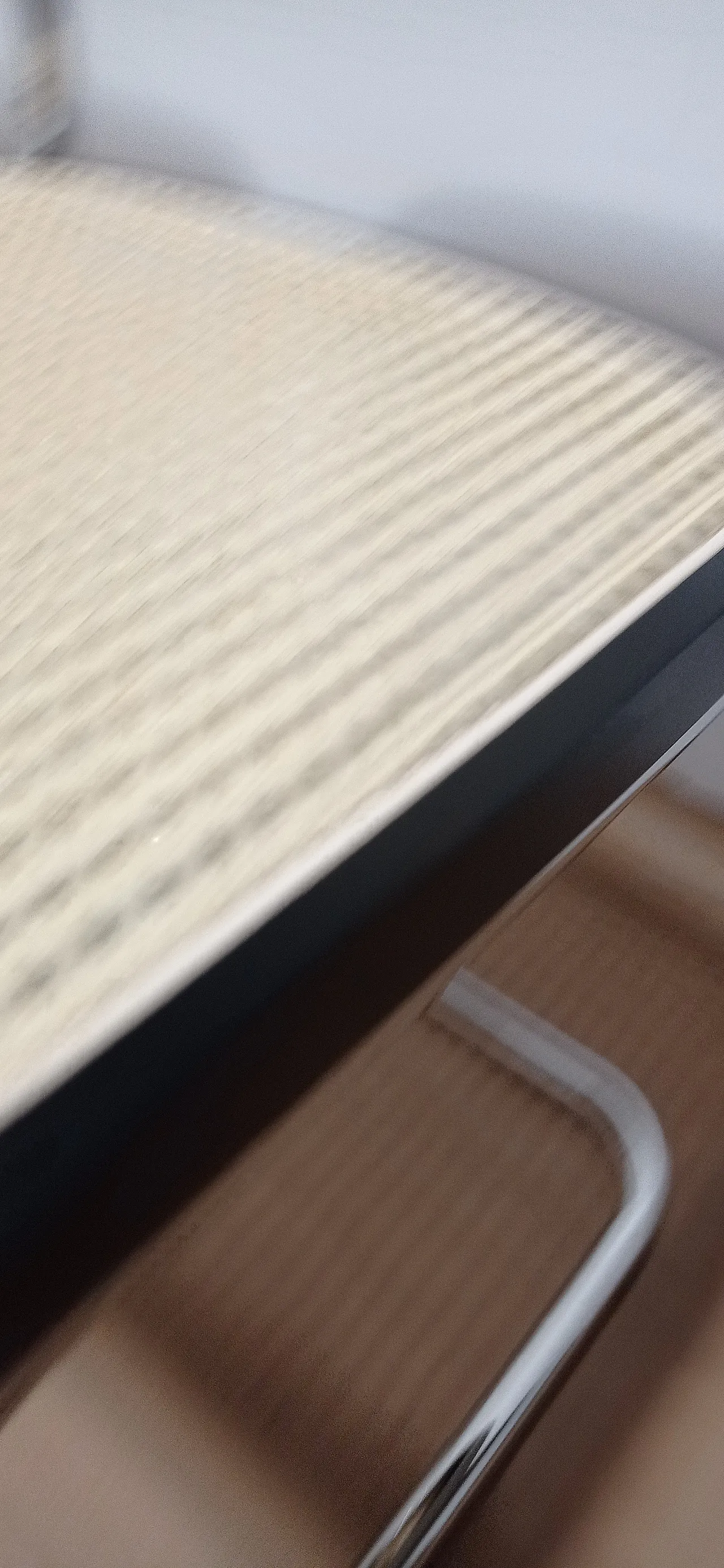 6 Cesca B32 chairs, lacquered in black MDF, 1980s 112