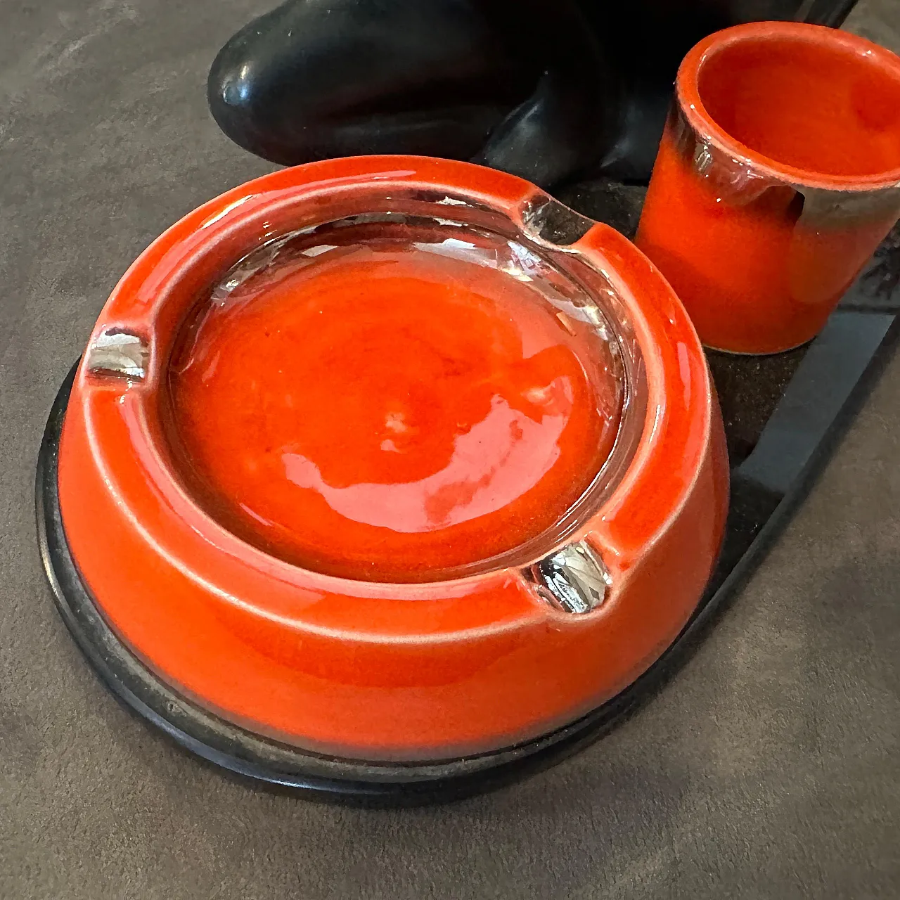 Ceramic and black glass smoking set, 1950s 10