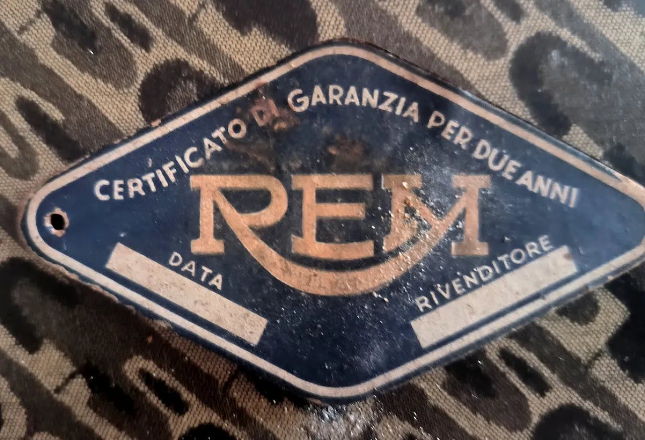 Aspirapolvere Rem Orizzontale, anni '40 10