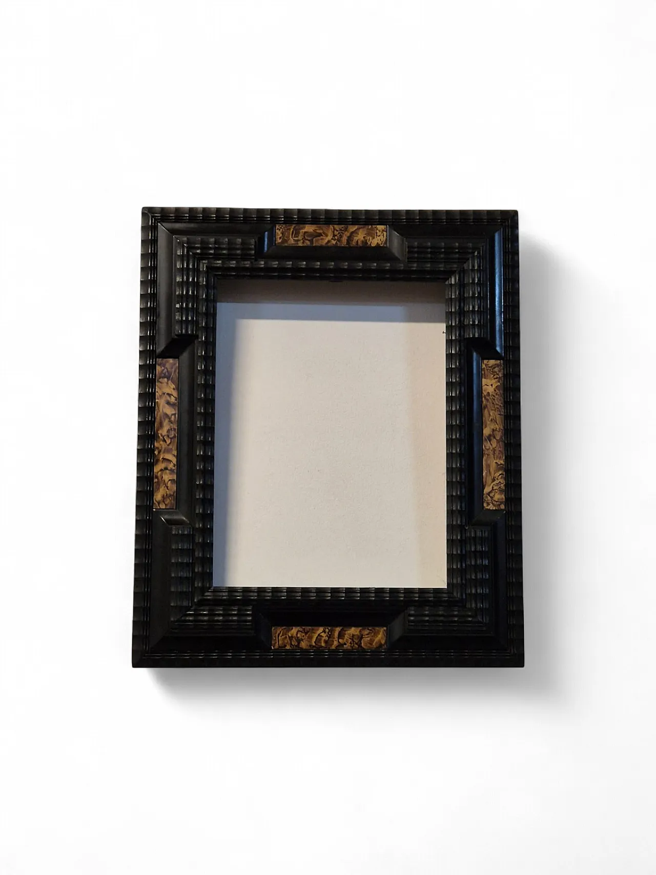 Antique Italian frame in ebonized wood with guilloché workmanship 13