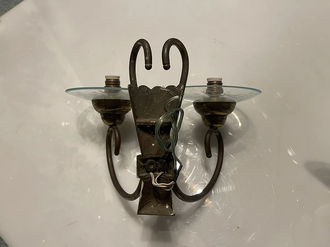 Pair of Etched glass and bronze wall light by Pietro Chiesa, 1950s 2