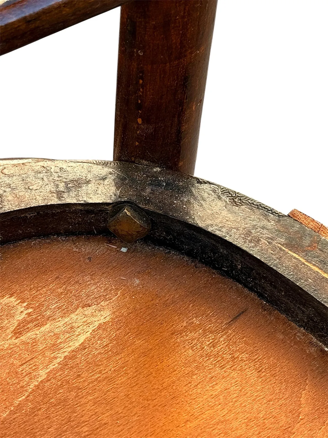 4 Thonet style wooden chairs, early 20th century 9