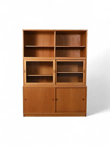 Libreria “Øresund” in rovere di Borge Mogensen