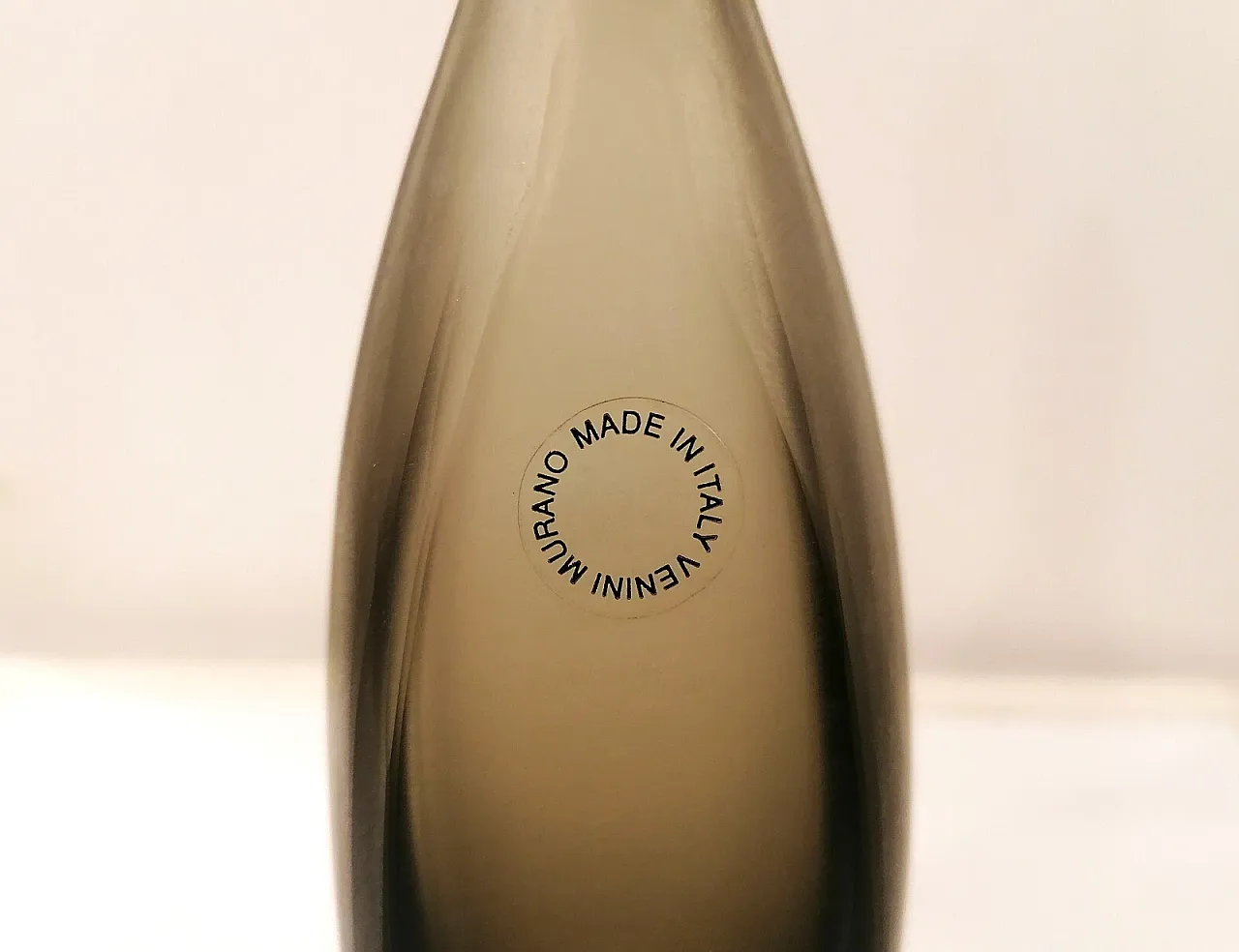 Venini bottle from the Velati collection grey with cap, 1992 3