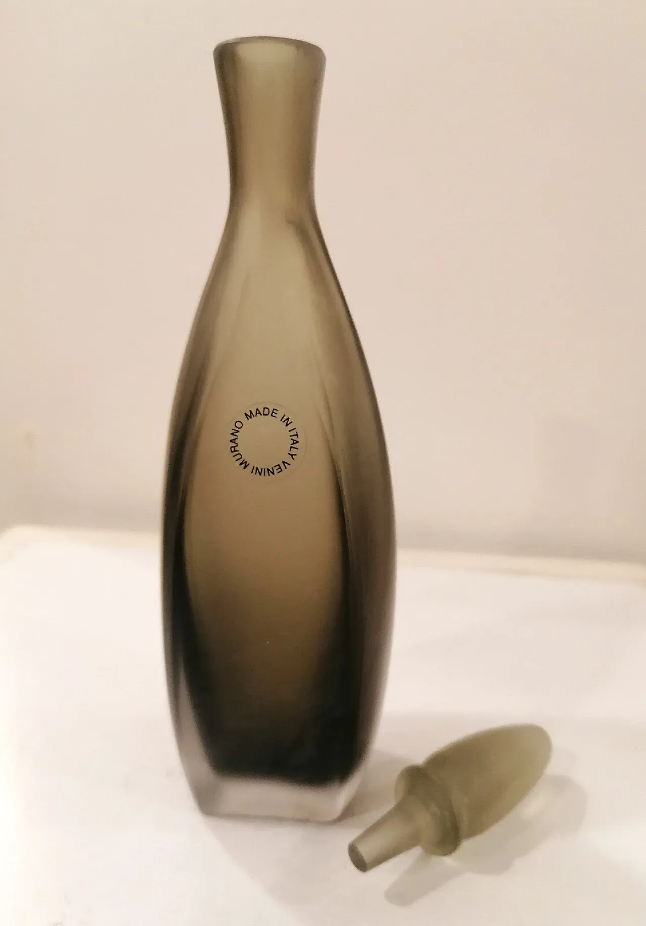 Venini bottle from the Velati collection grey with cap, 1992 4