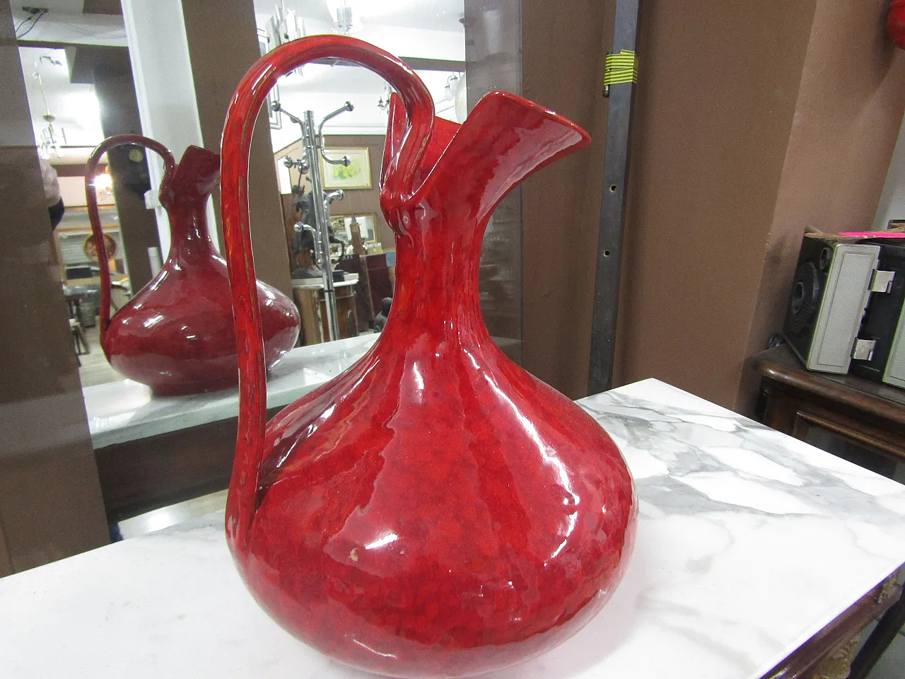 Vaso rosso in ceramica, 1970 2