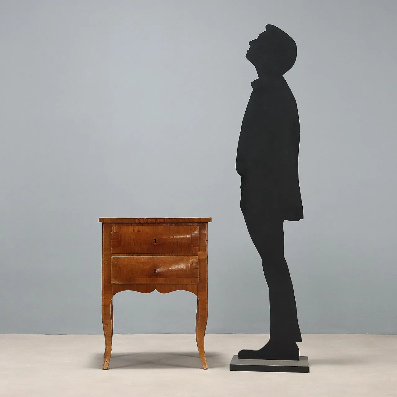 Comodino in noce tardo barocco, metà '700 2