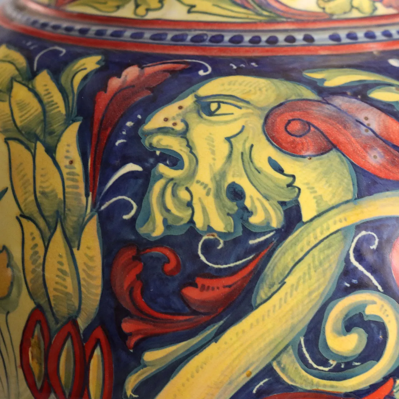 Vaso a ciotola in maiolica a lustro metallico, '900 7