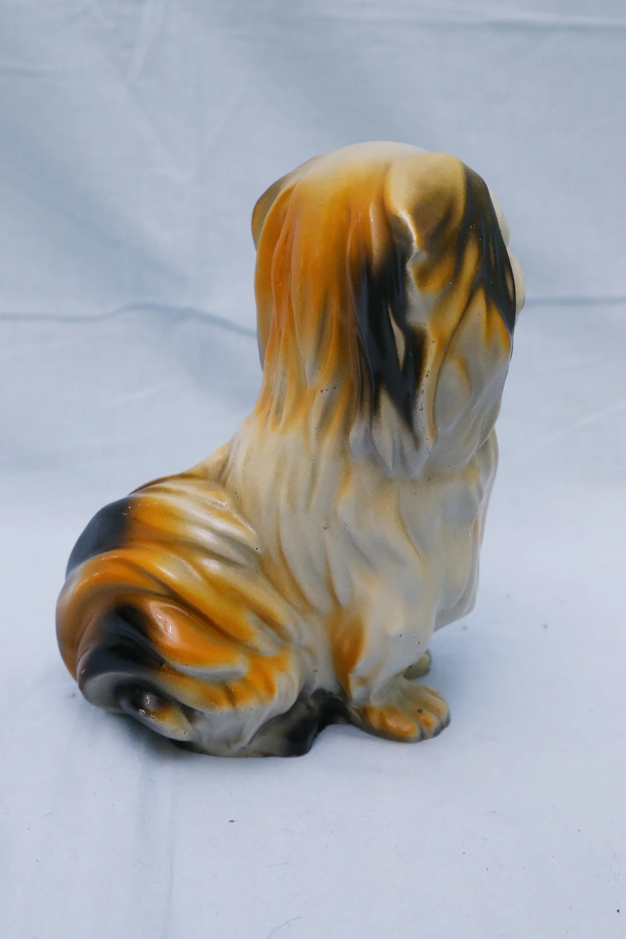 Pekingese dog figurine, enamelled plaster sculpture, 1950s 7