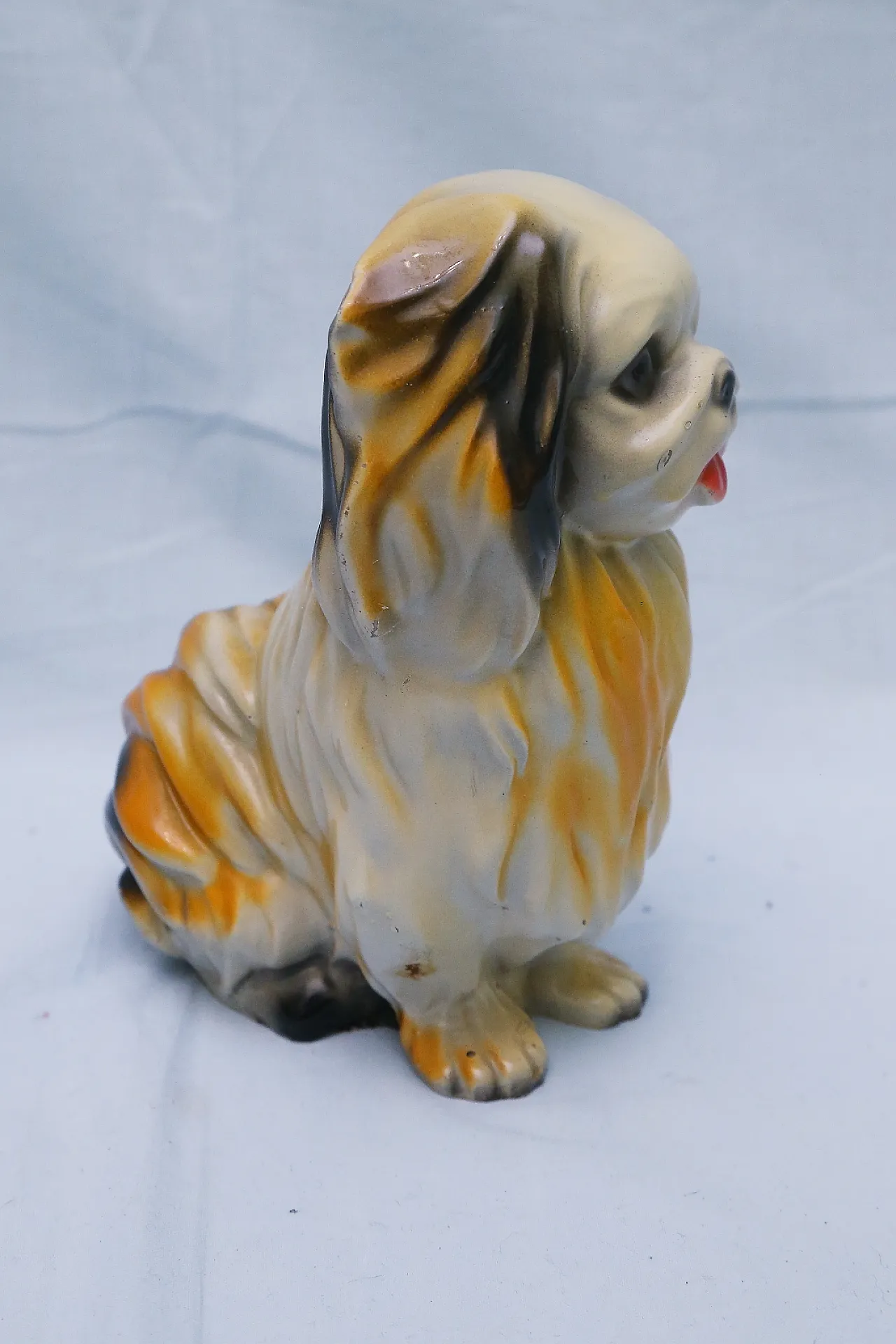 Pekingese dog figurine, enamelled plaster sculpture, 1950s 8