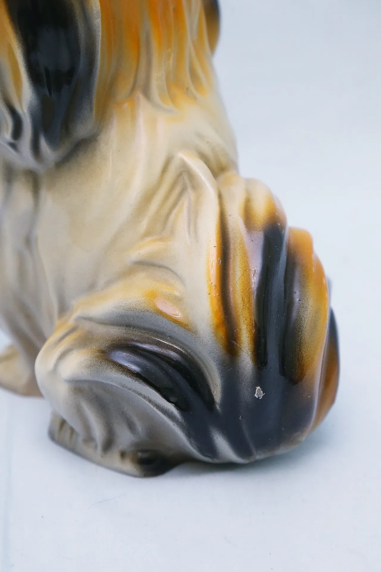 Pekingese dog figurine, enamelled plaster sculpture, 1950s 14