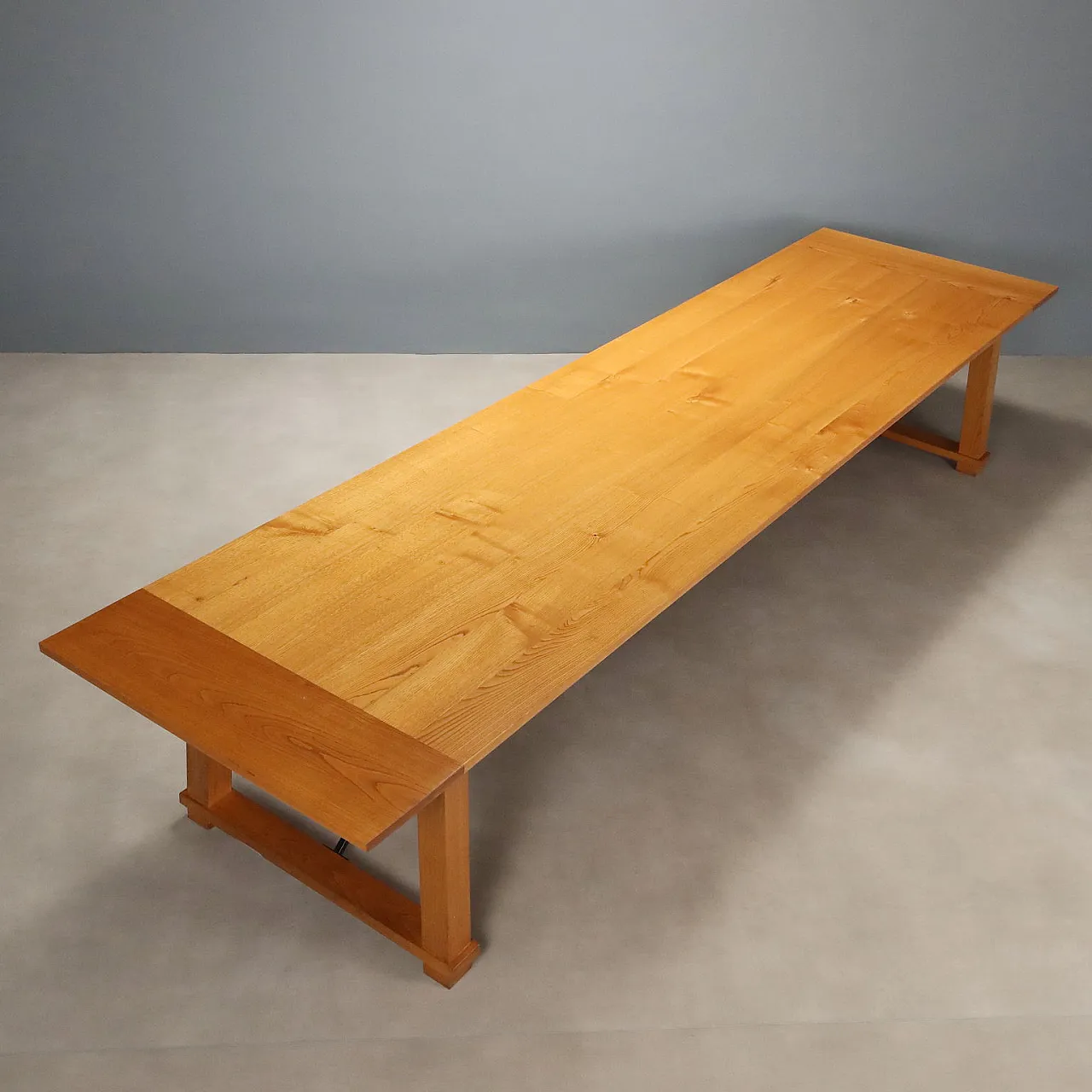 Tavolo in massello di rovere e metallo smaltato nero, '900 4