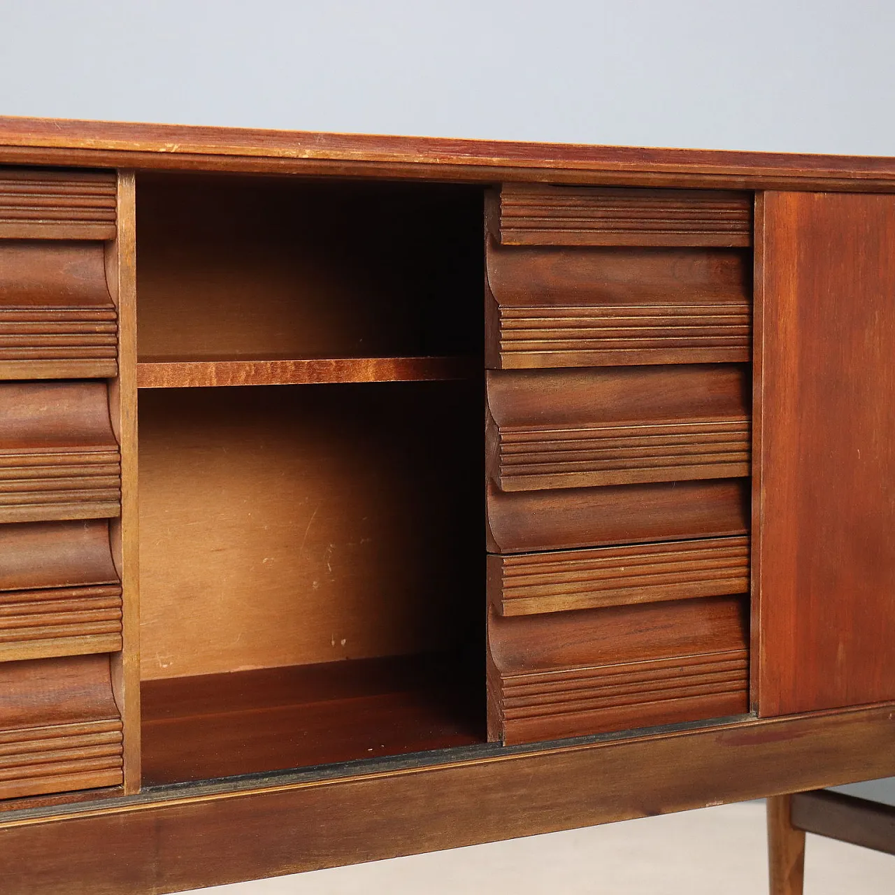 Credenza impiallacciata in teak con ante e cassetti a battente, '900 4