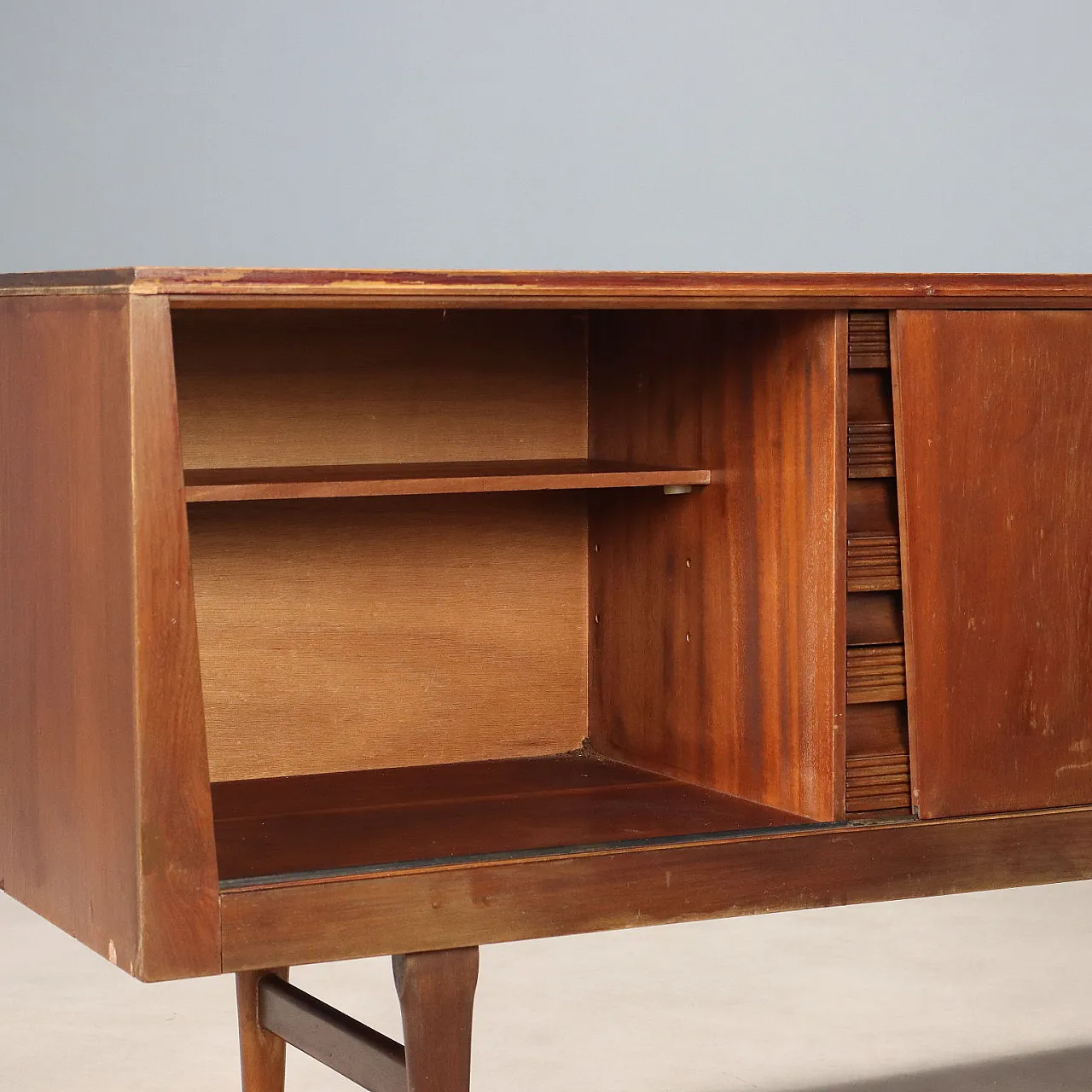 Credenza impiallacciata in teak con ante e cassetti a battente, '900 5