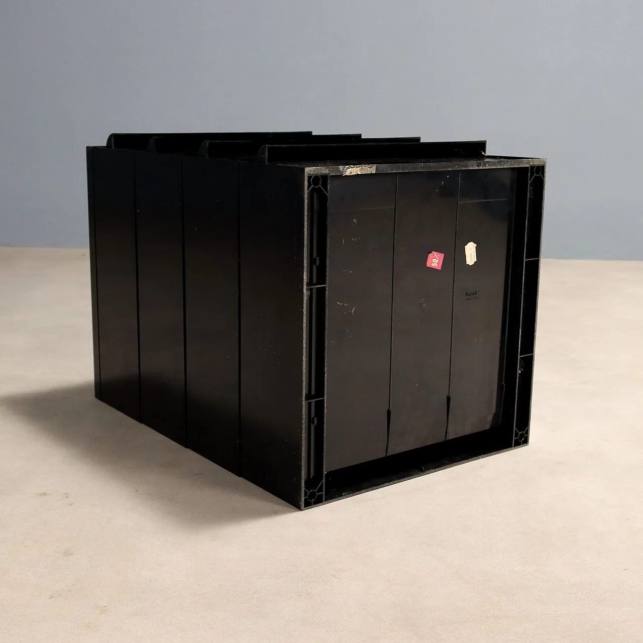 Chest of drawers, black plastic material, 20th century 7