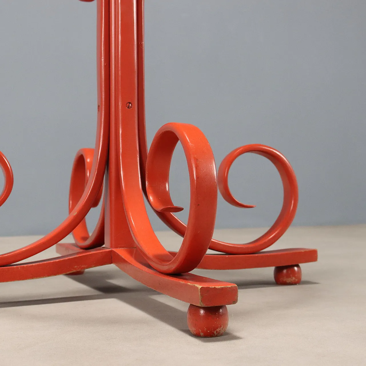 Lacquered wooden coat rack, 20th century 6