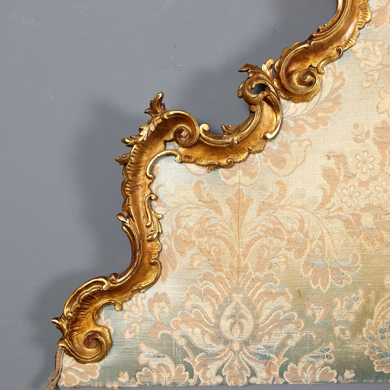Carved and gilded wooden headboard, late 19th century 4