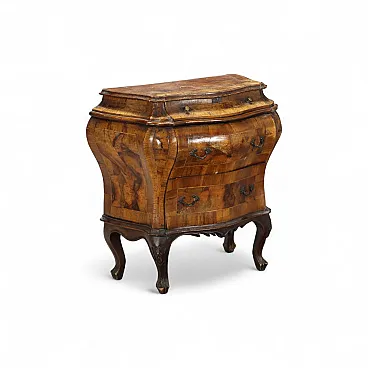 Cassettone in noce in stile tardo barocco, '900