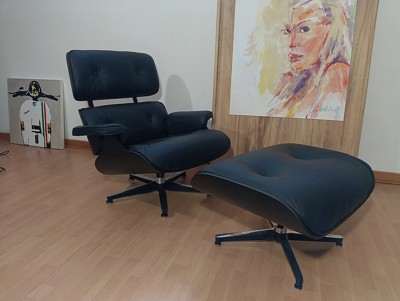 Poltrona e pouf in pelle di Charles & Ray Eames per Alivar, anni 2000 2
