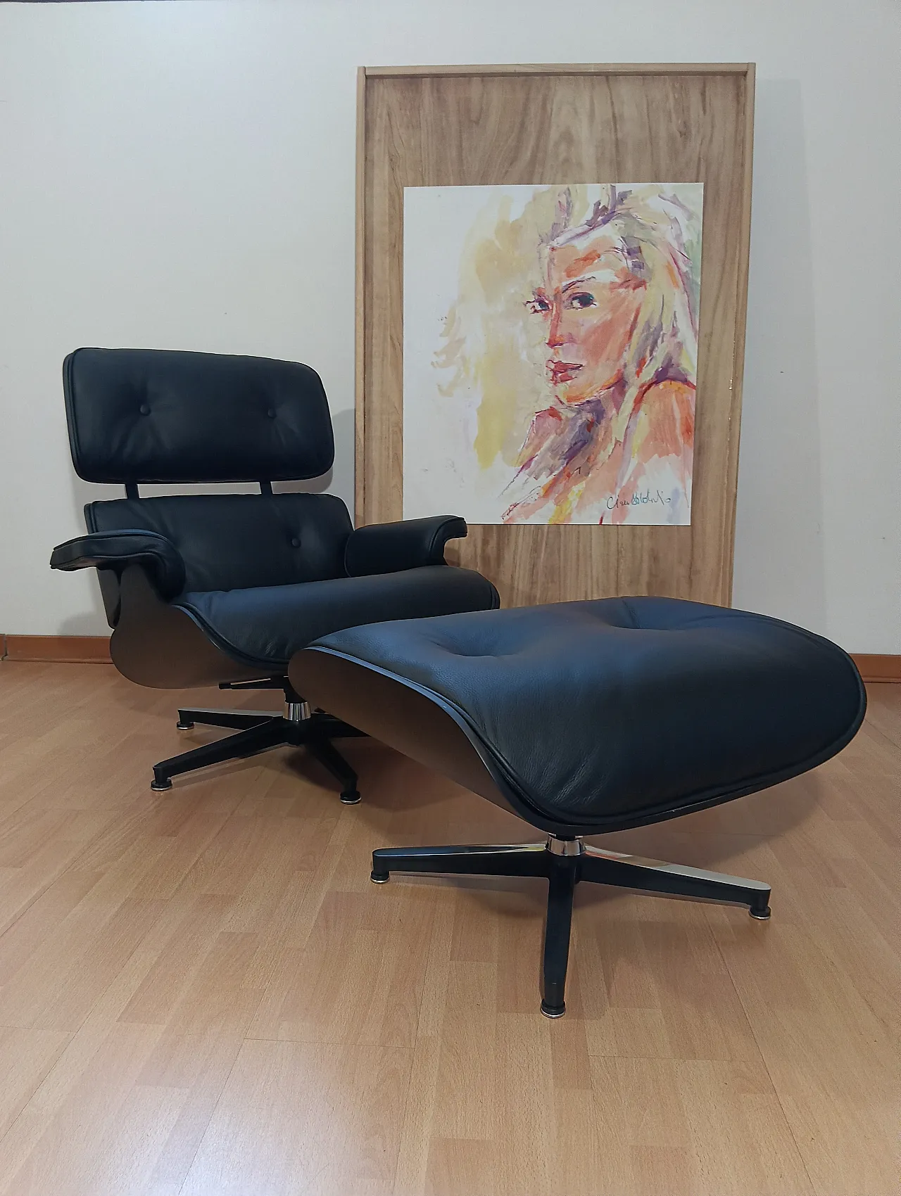 Poltrona e pouf in pelle di Charles & Ray Eames per Alivar, anni 2000 6