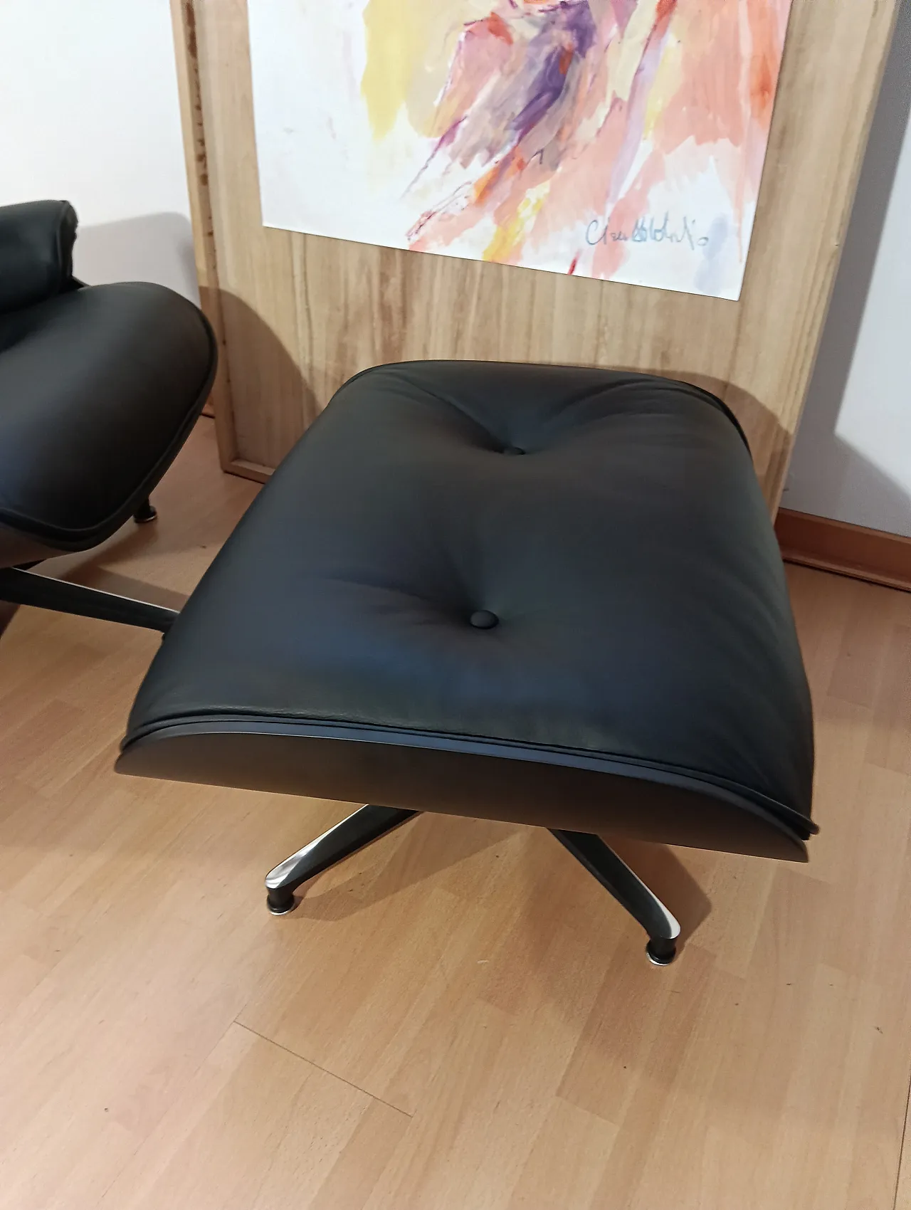 Poltrona e pouf in pelle di Charles & Ray Eames per Alivar, anni 2000 41