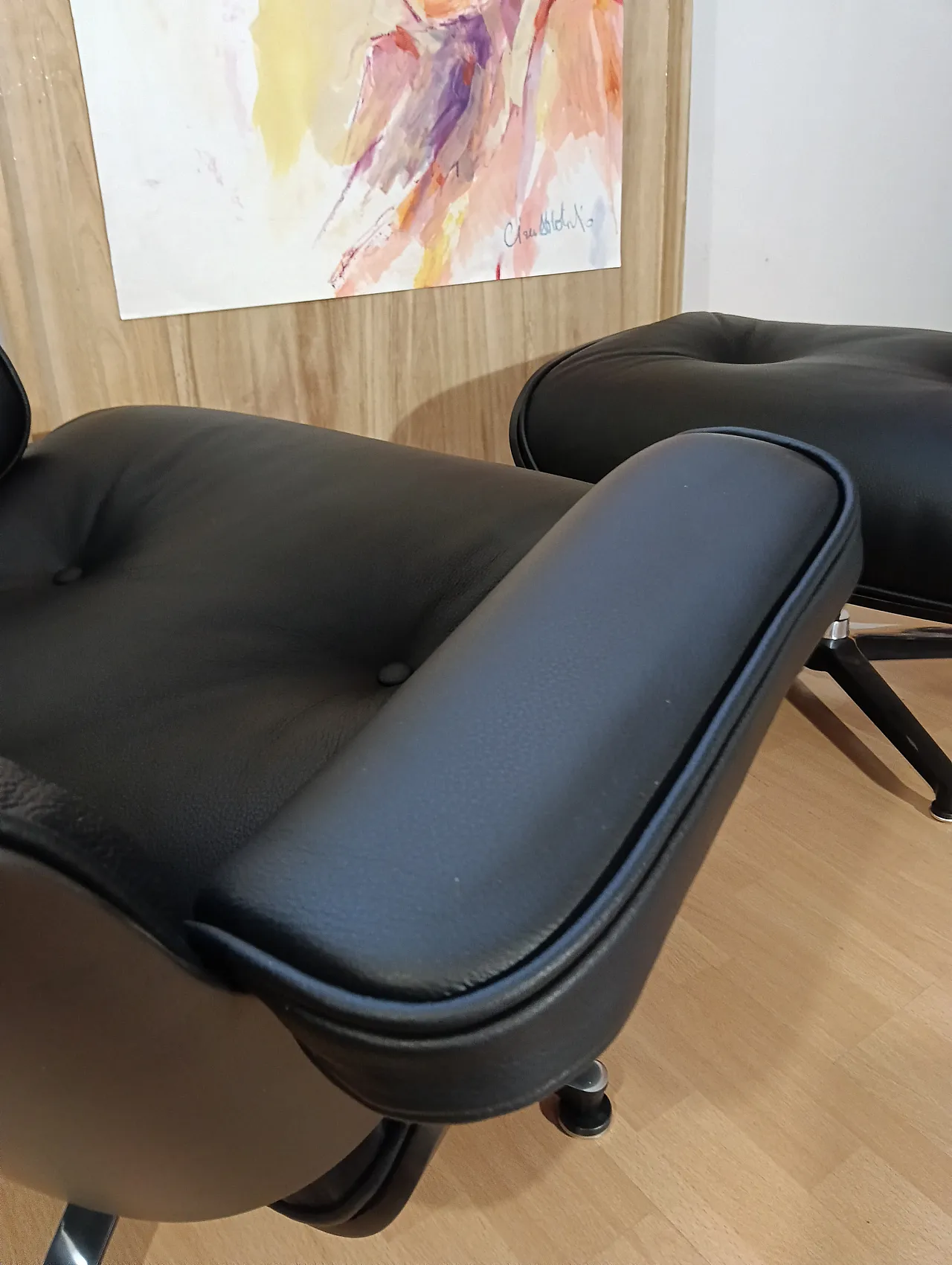 Poltrona e pouf in pelle di Charles & Ray Eames per Alivar, anni 2000 51