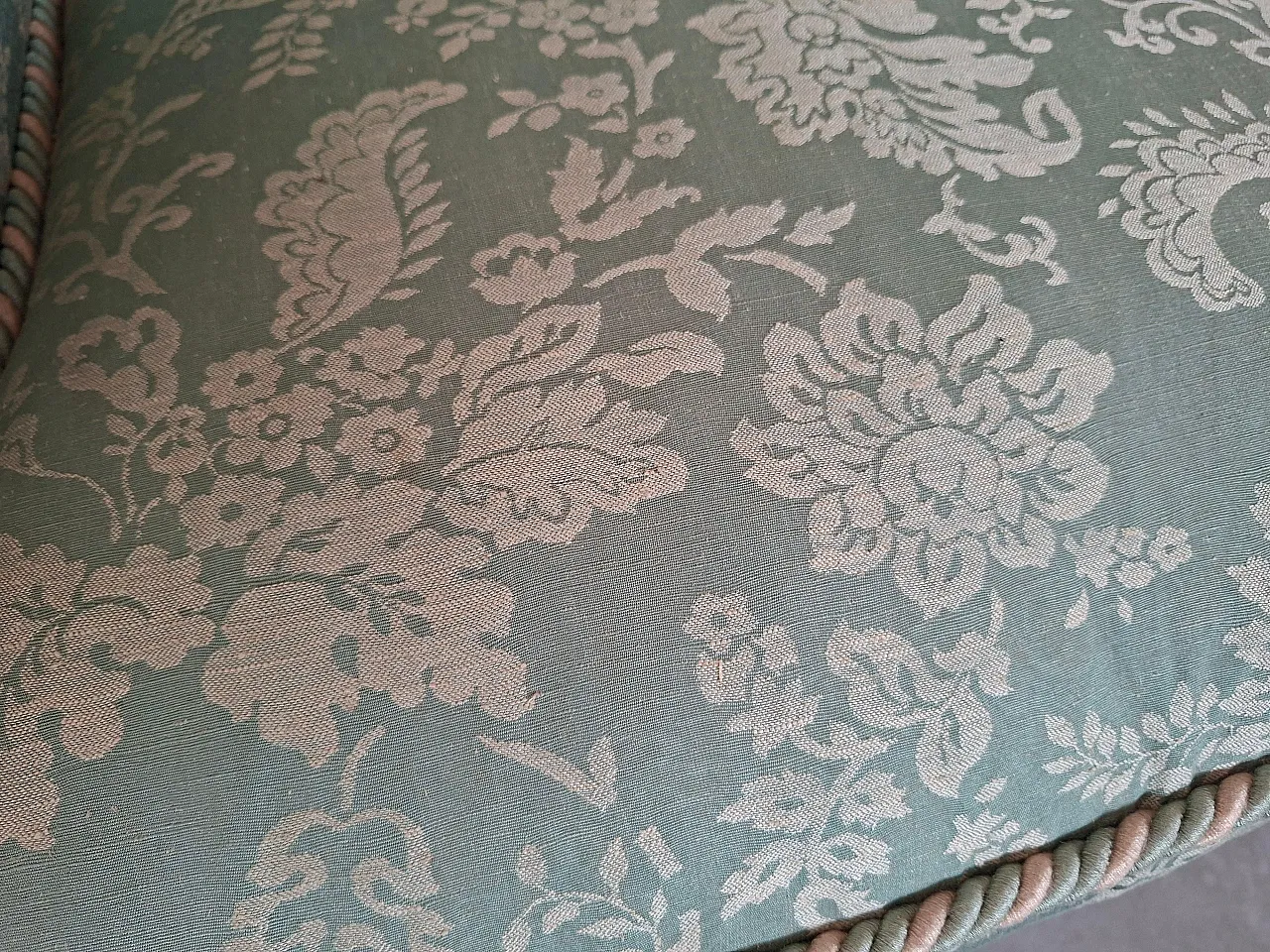 3 Divani in seta di San Leucio, anni '80 3