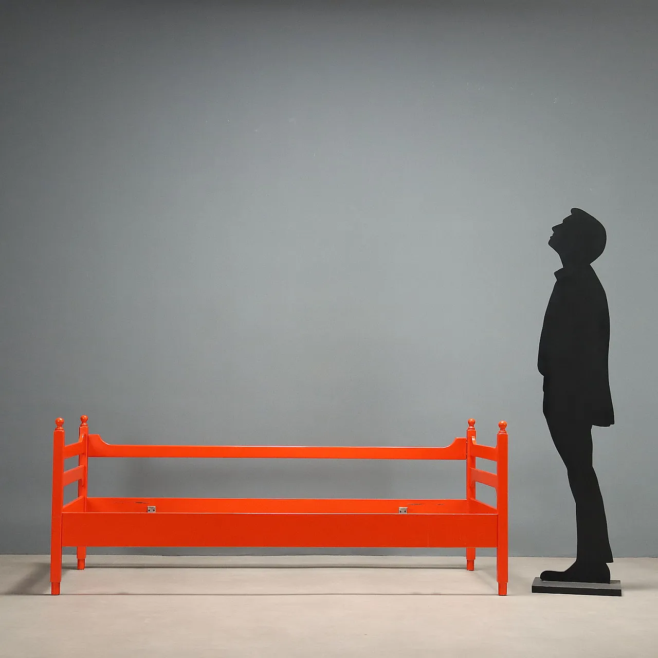 Orange lacquered single wooden bed, 20th century 2