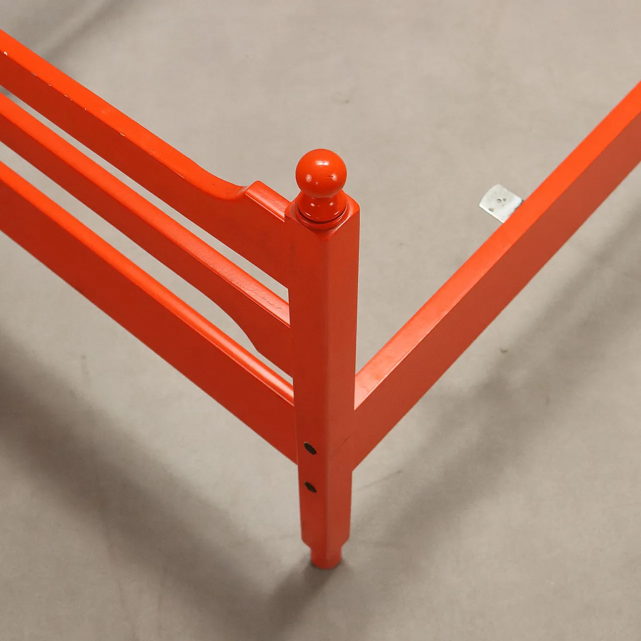 Orange lacquered single wooden bed, 20th century 4