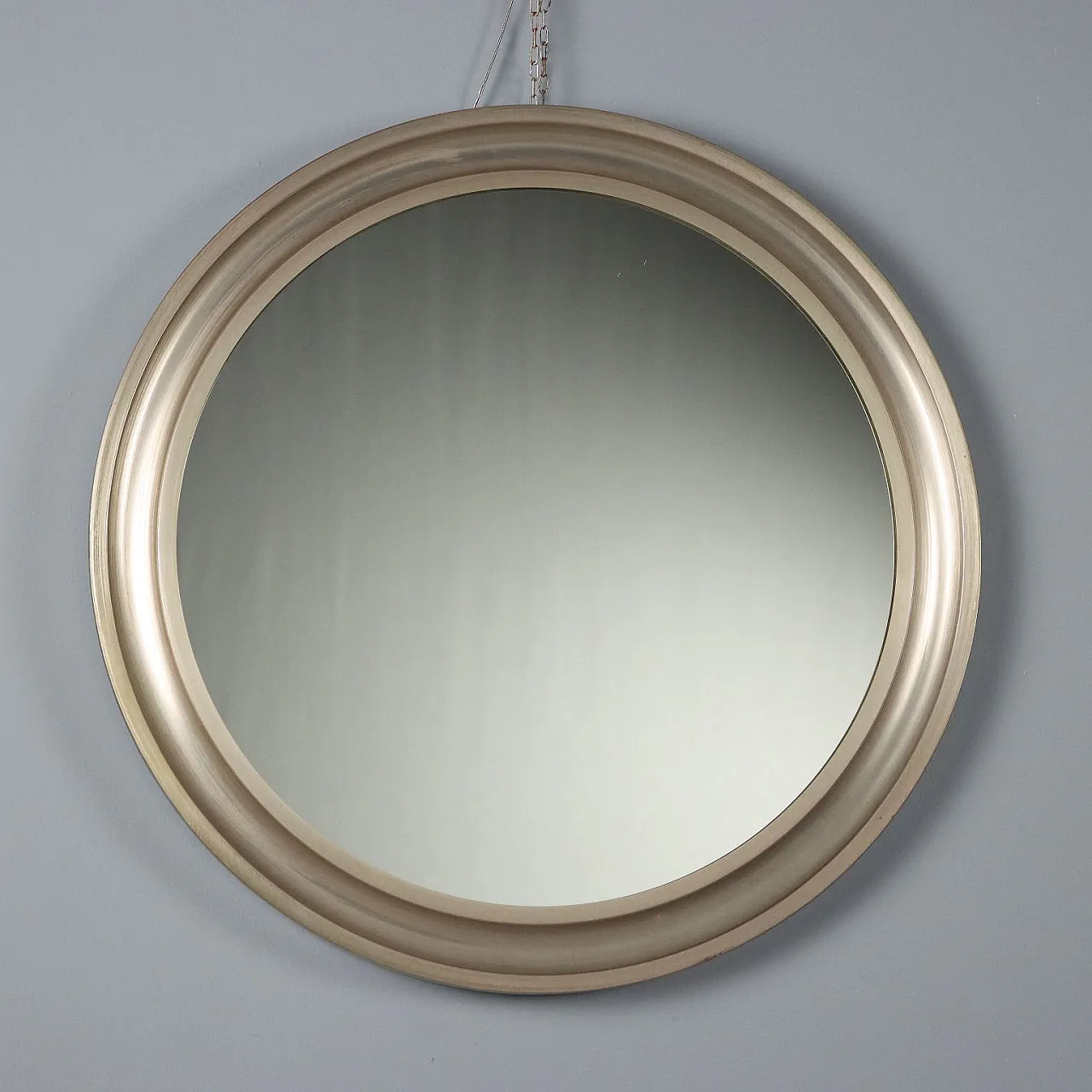 Specchio circolare con cornice in alluminio anodizzato, '900 1