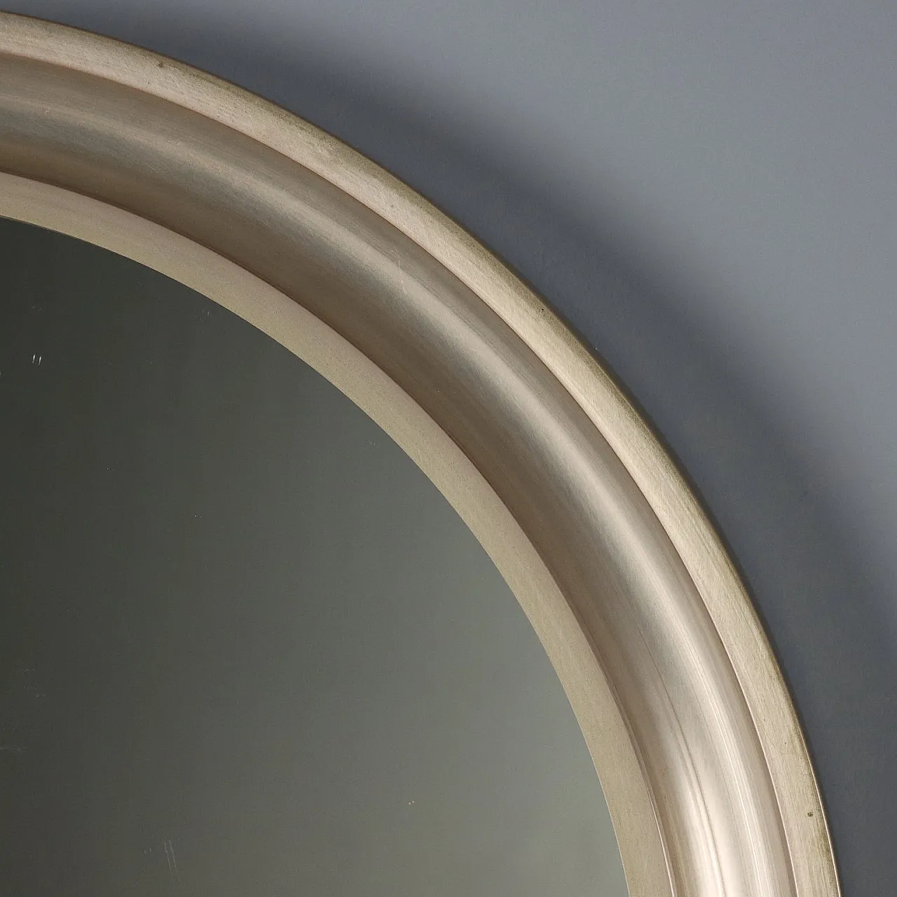 Specchio circolare con cornice in alluminio anodizzato, '900 5