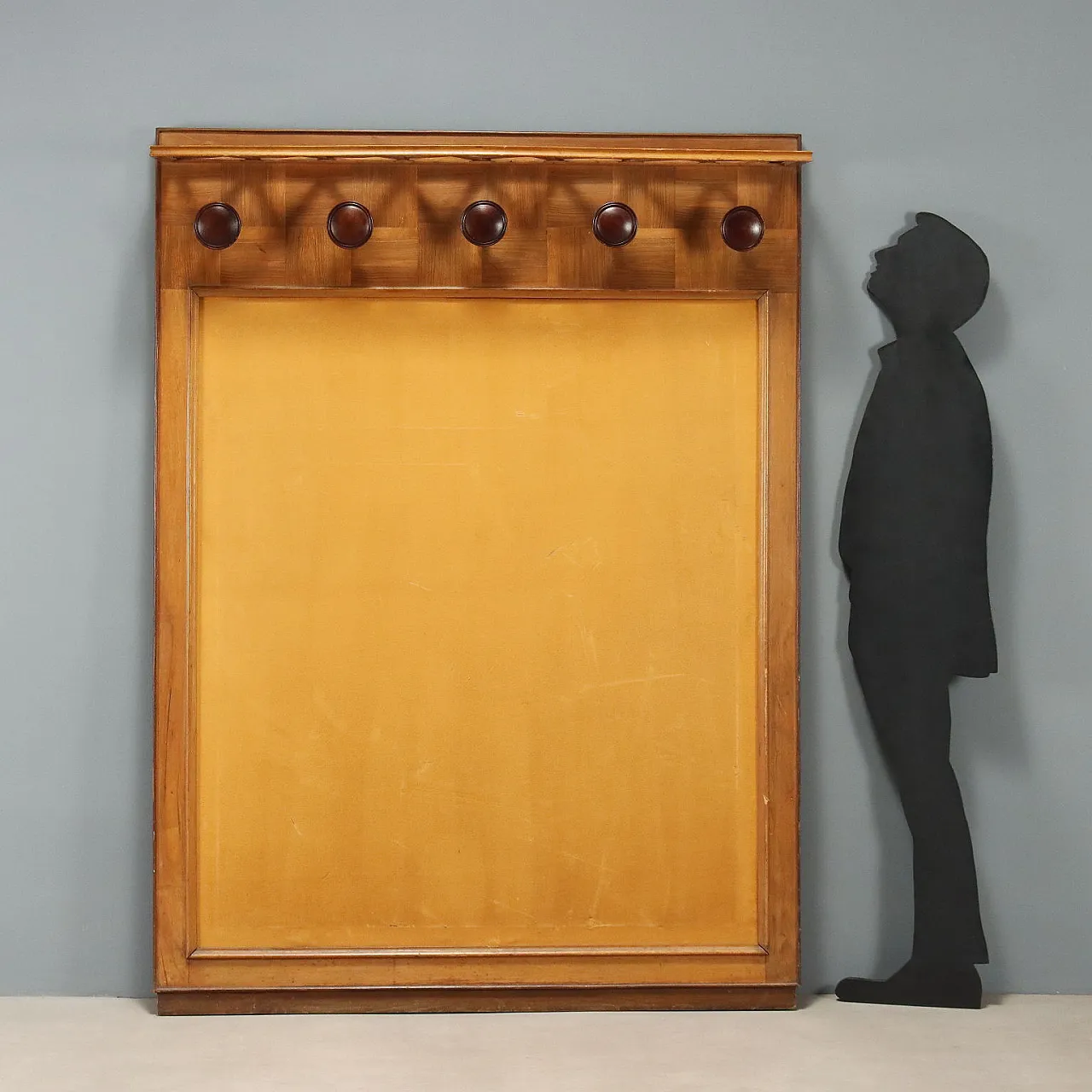 Appendiabiti con cappelliera e struttura in rovere e tessuto, '900 2