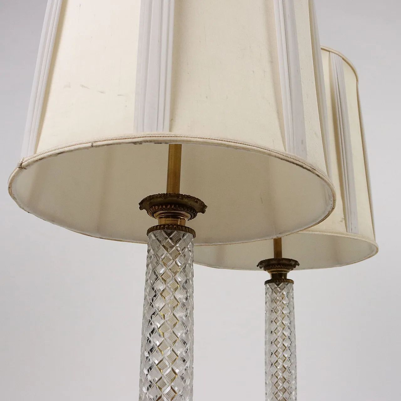 Pair of beveled crystal and bronze lamps with fabric shades 5