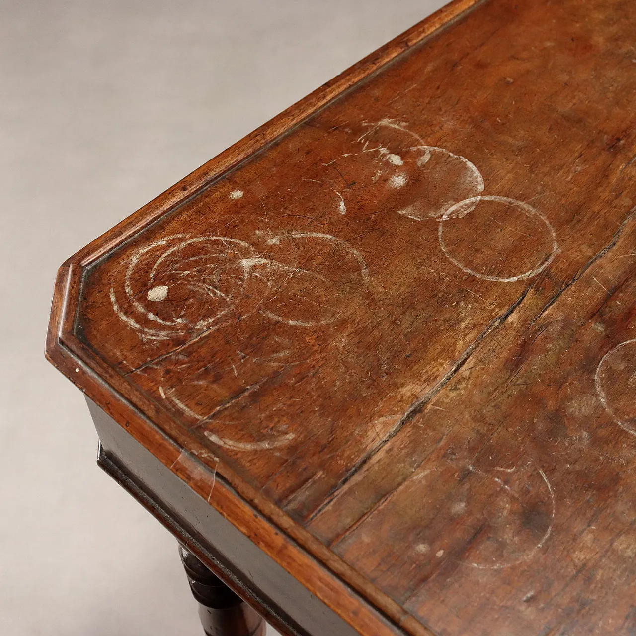 Tavolo da cucito in noce, metà '800 6