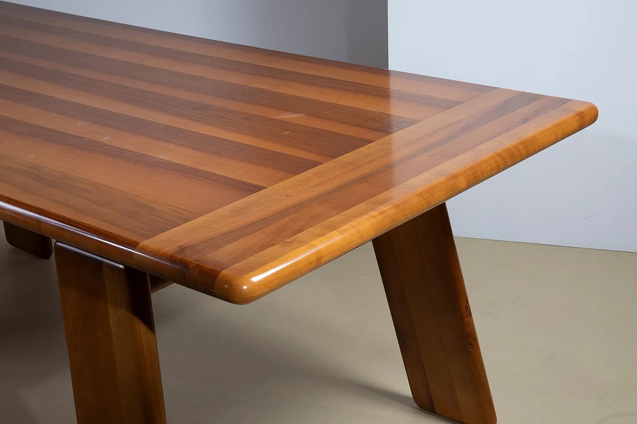 Dining table by Mobil Girgi, 1970s 4