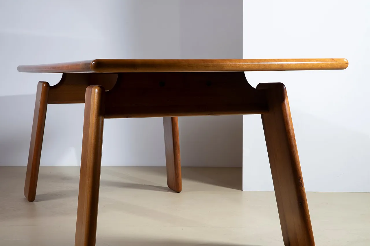 Dining table by Mobil Girgi, 1970s 8