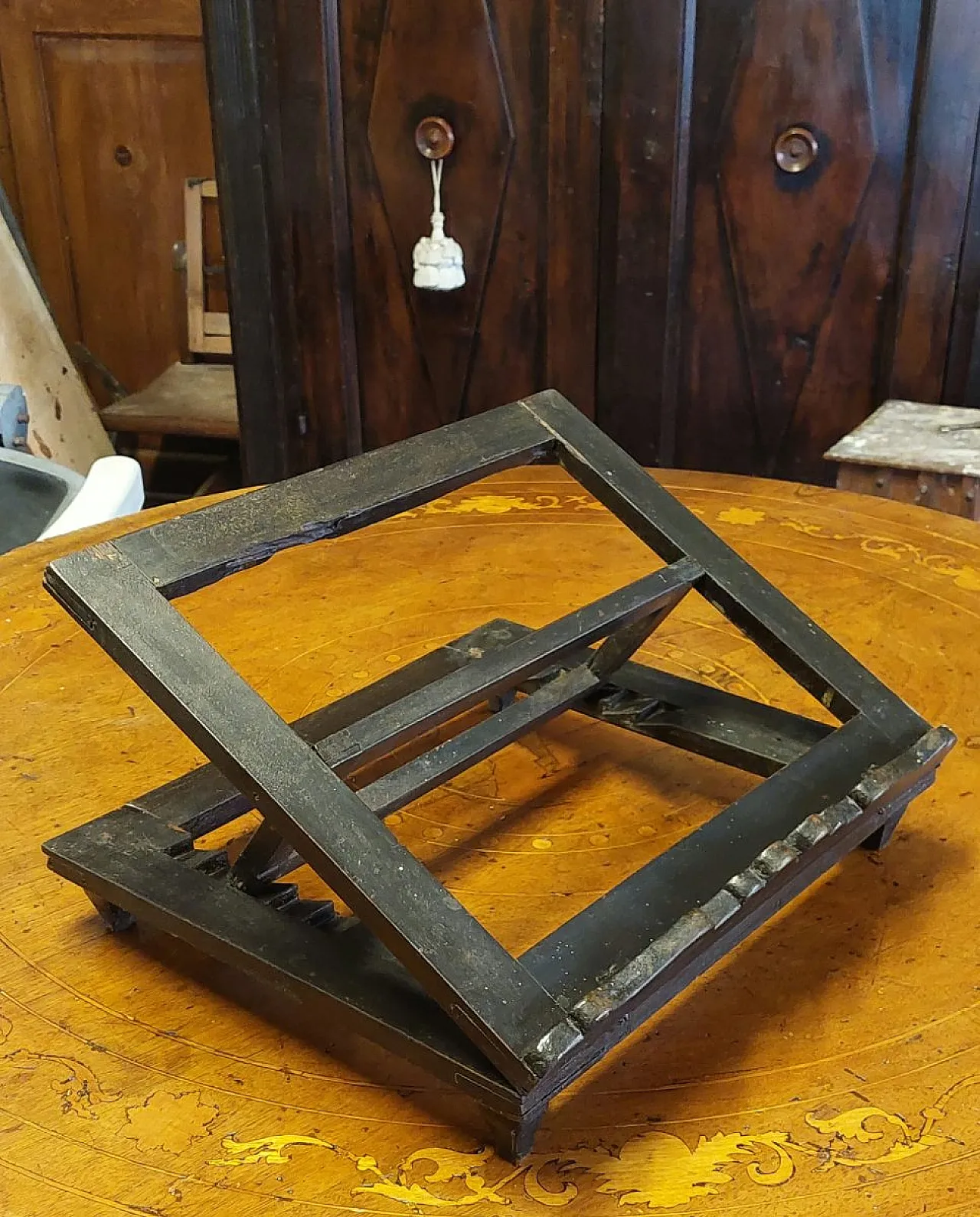 Dark-dyed wooden school lectern, 19th century 10