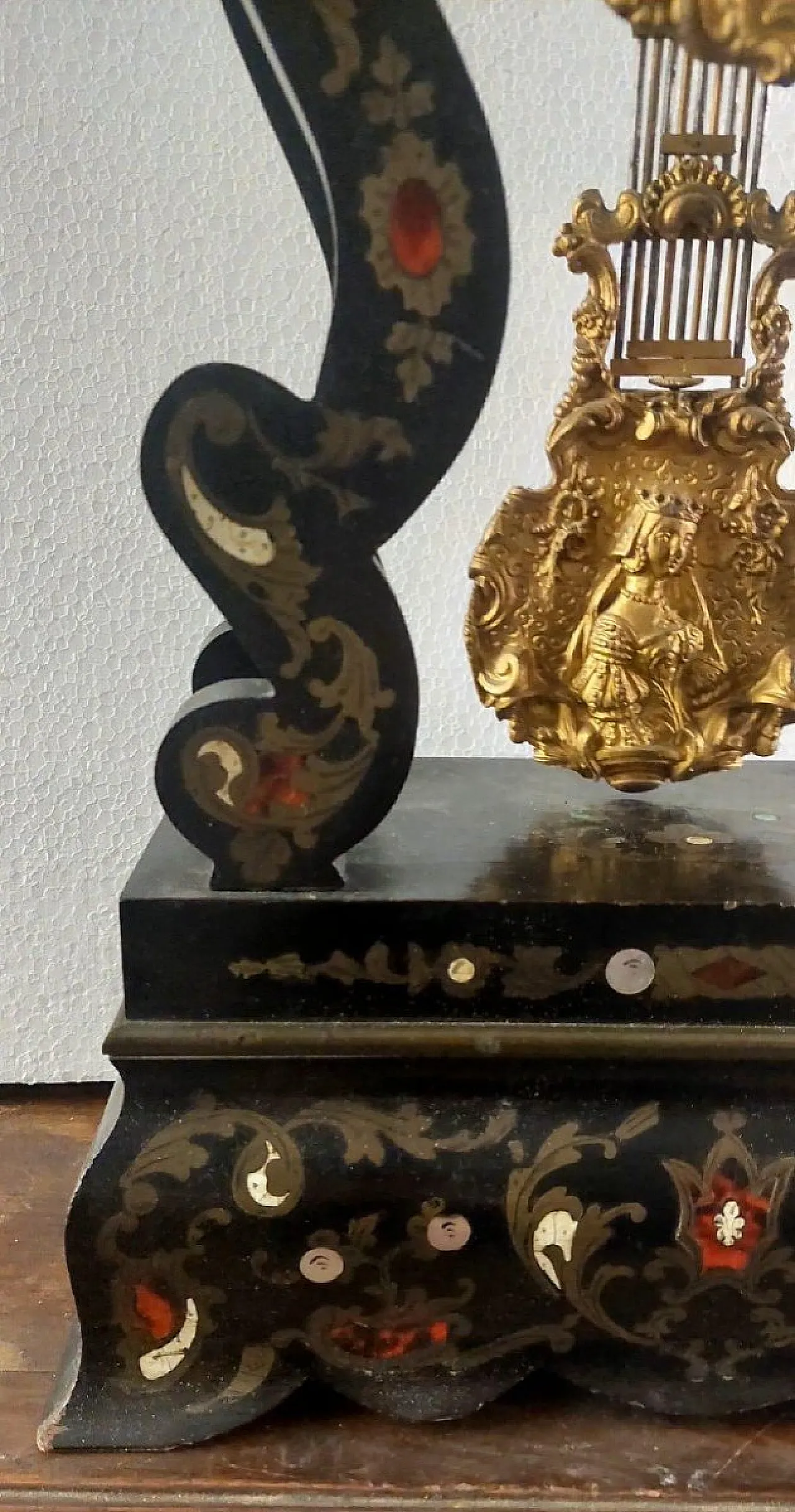 Napoleon III temple clock in gilded bronze, 19th century 7