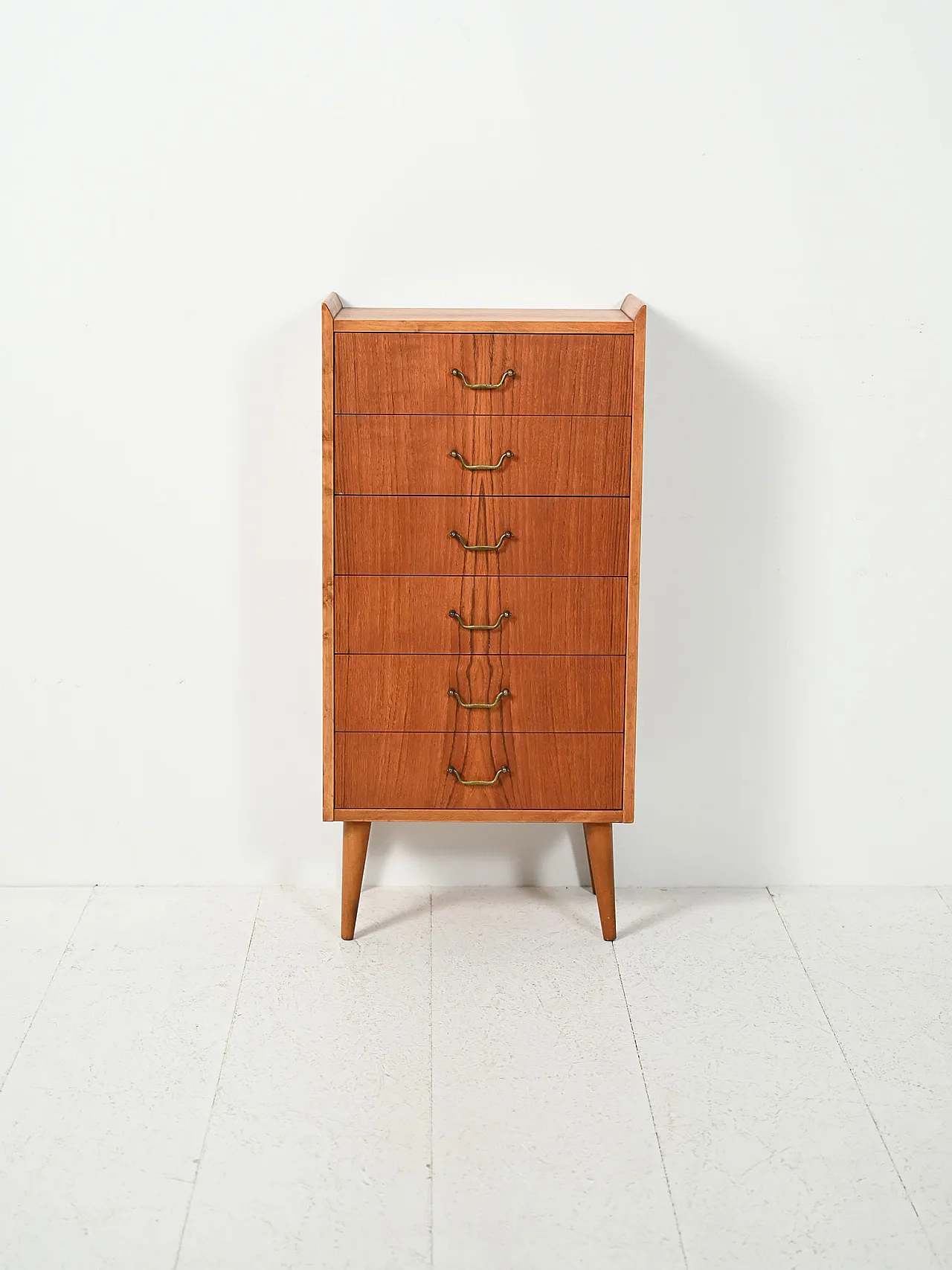 Piccola cassettiera scandinava in teak anni Cinquanta 2