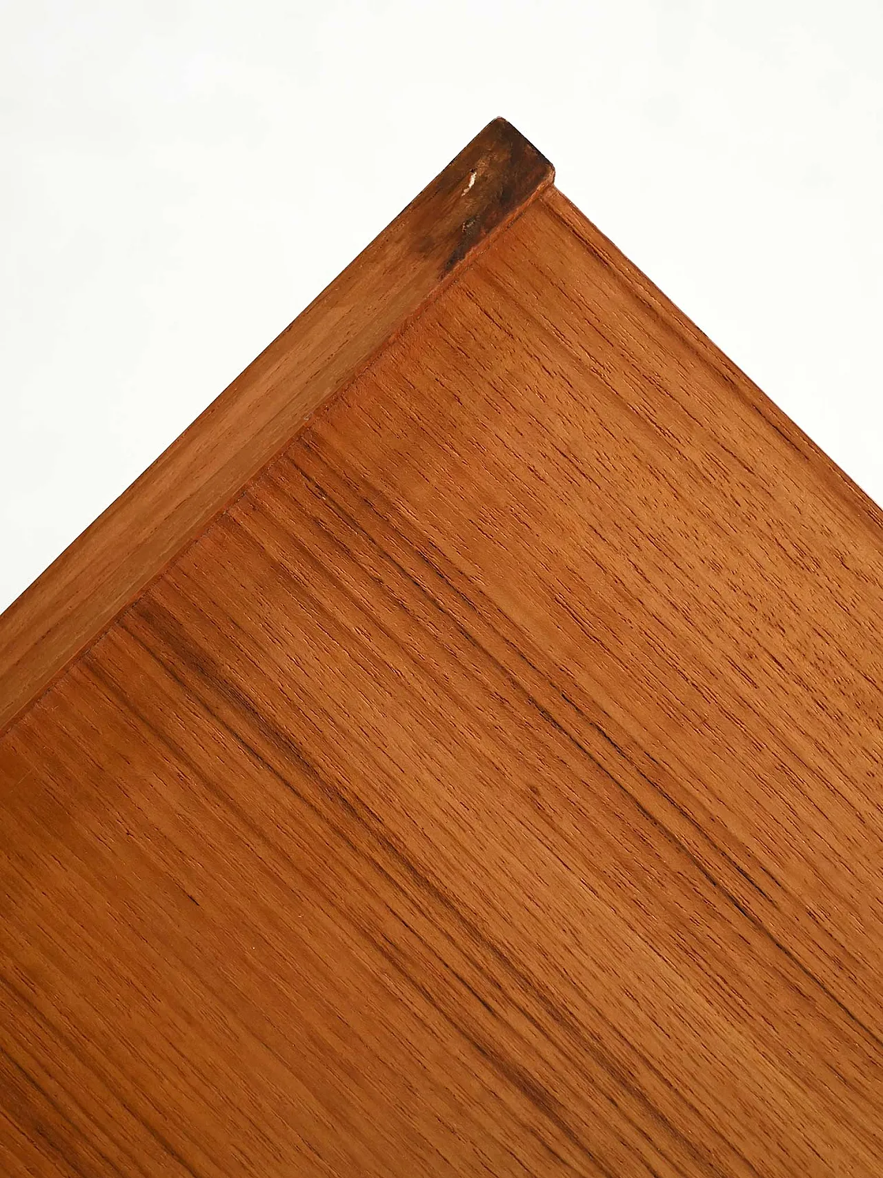 Comodino scandinavo in teak con due cassetti, anni Sessanta 9