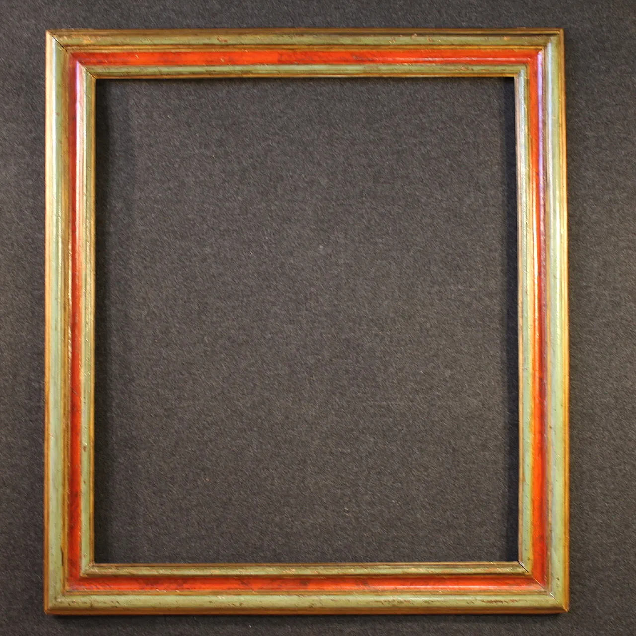 Lacquered and gilded antique Spanish frame, 18th century 1