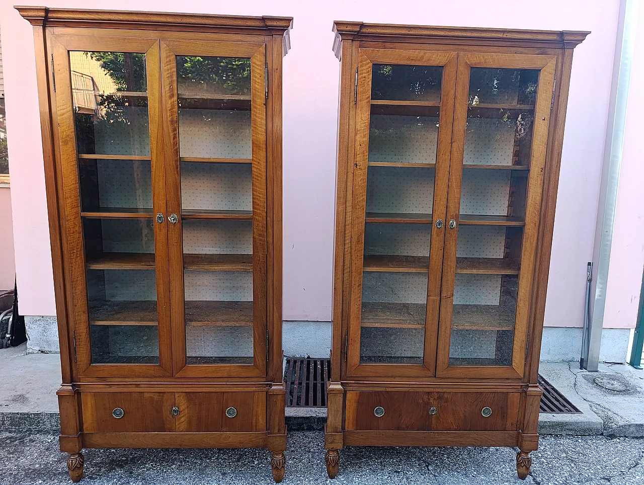 Pair of bookcases, early 19th century 1