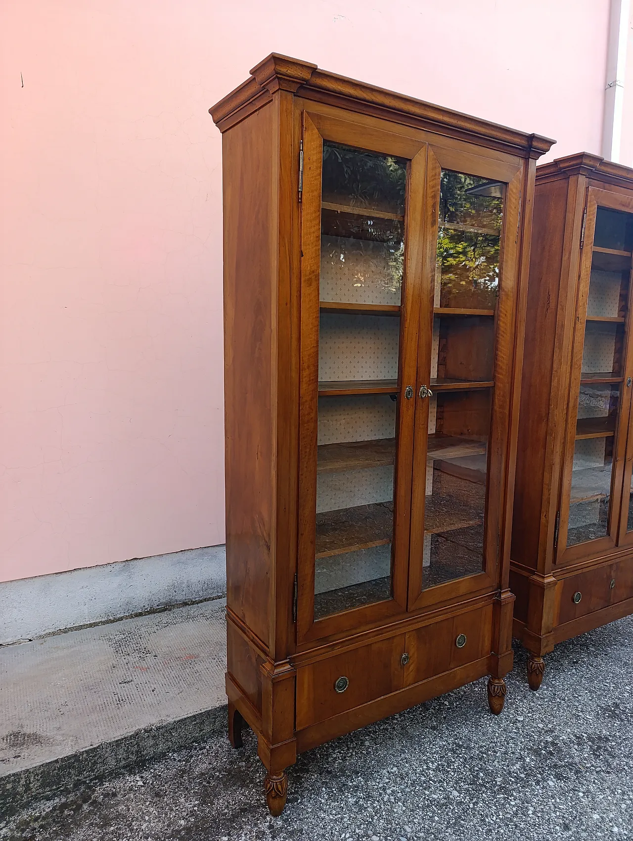 Pair of bookcases, early 19th century 2