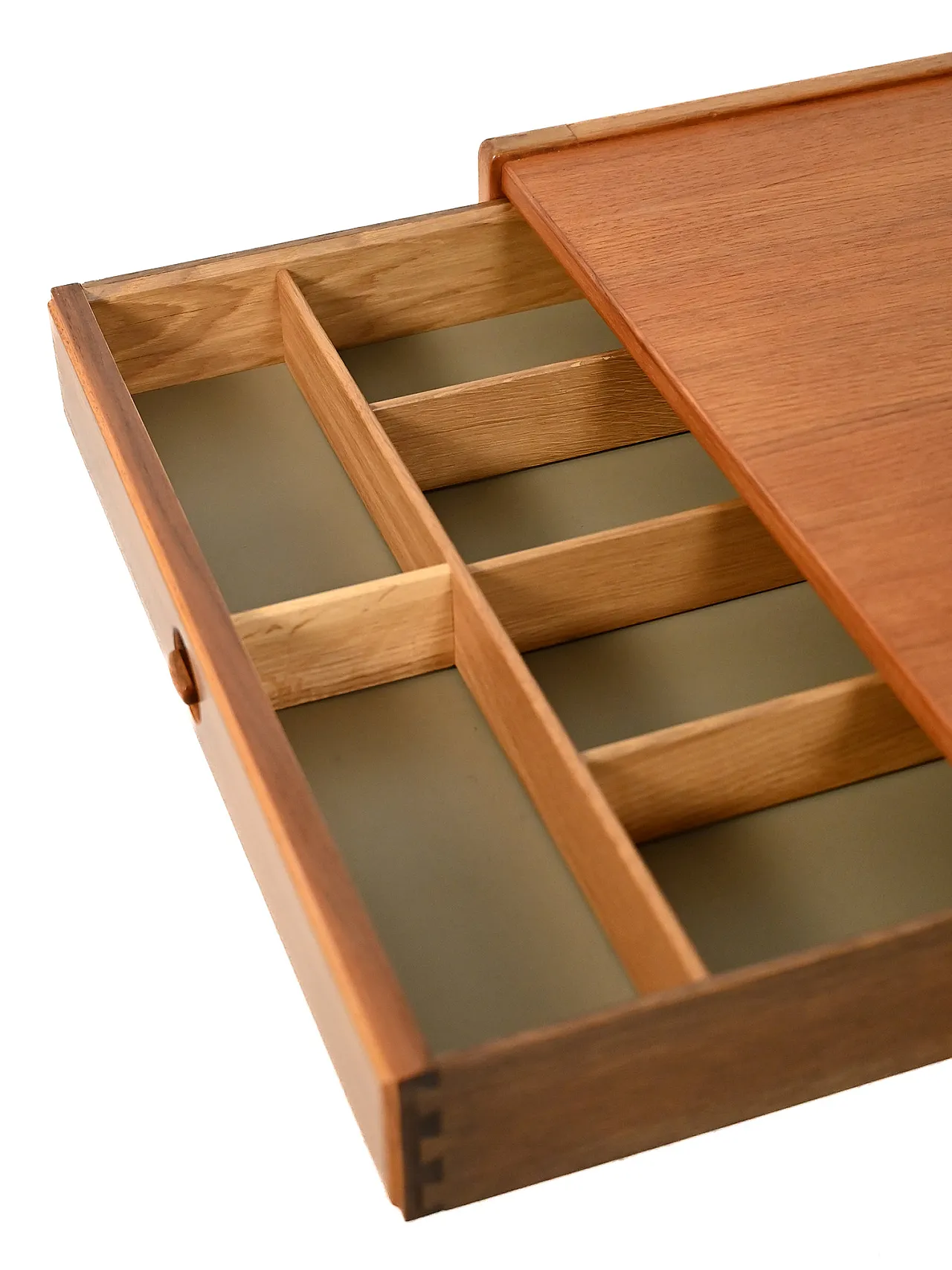 Scandinavian sewing table by Egström & Myrstrand 8