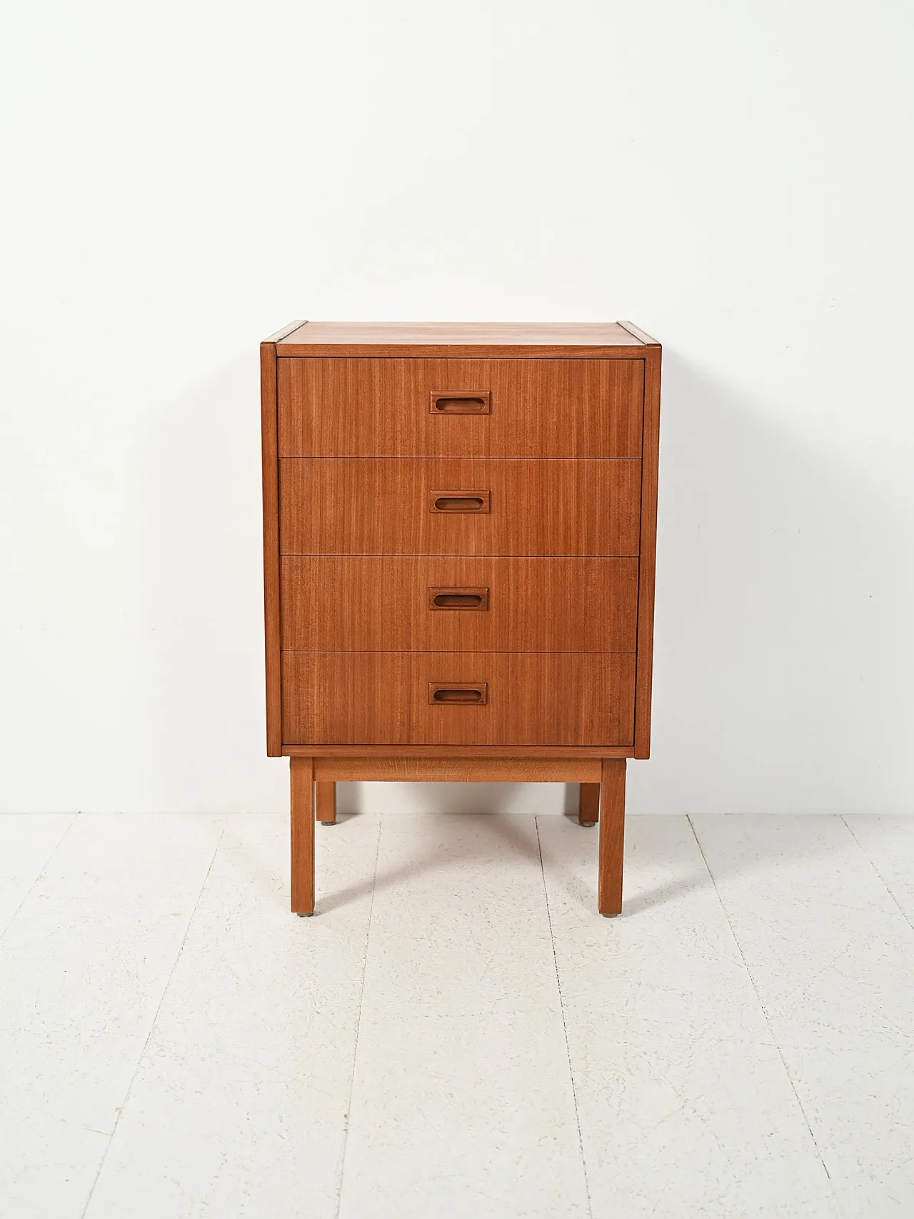 Scandinavian rationalist chest of drawers in mahogany 2